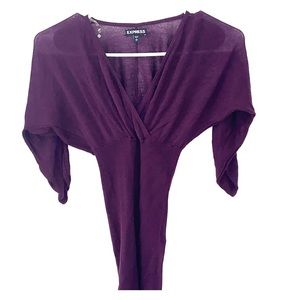 ✨Express quarter sleeve, v neck sweater